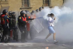 amnistia-internacional-protetas-mexico-represion-criminalizacion-2