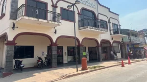 cfe_corta_la_luz_al_palacio_municipal_de_sayula_de_alemxn_por_adeudo_millonario.jpeg_544180339