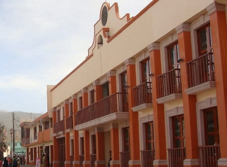 AYUNTAMIENTO-PEROTE