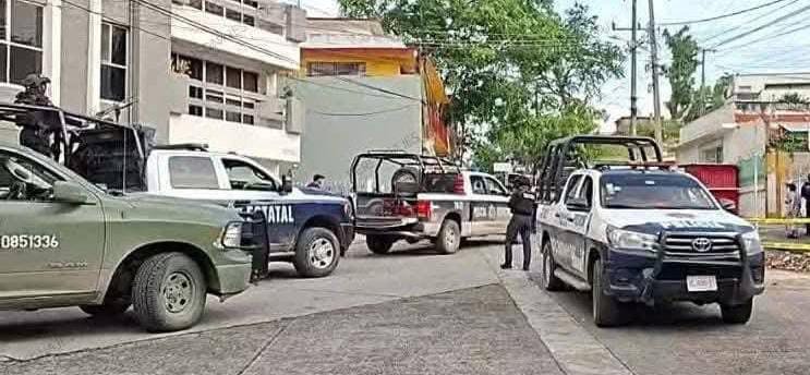 Un-muerto-y-un-herido-en-hospital-imss-de-tuxpan