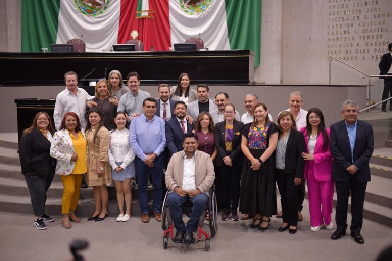 Integran-nueva-Mesa-Directiva-para-segundo-ano-de-labores-1