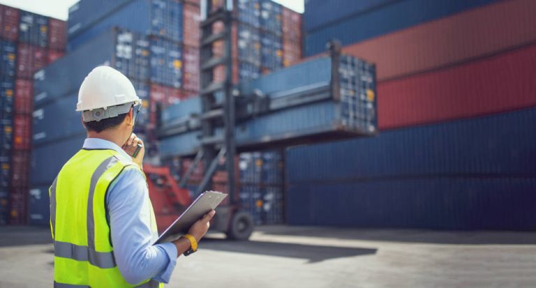 por-que-necesito-un-agente-aduanal-larrabezua-1