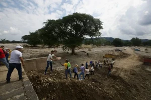 seis-dias-de-abandono-urgen-ayuda-federal-y-estatal-a-oxitempa-veracruz_12452b61-6a99-4ba7-a22d-ea8c54bb94b2_media