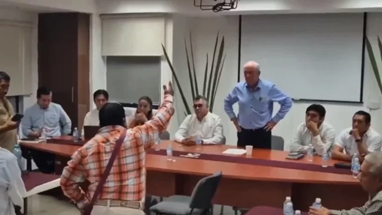 campesinos-de-campeche-reprochan-a-la-sader-que-no-siente-a-grandes-empresas-a-negociar_0f723ebb-1a30-4d81-97c7-4f50d68470d1_medialjnimgndimage=fullsize