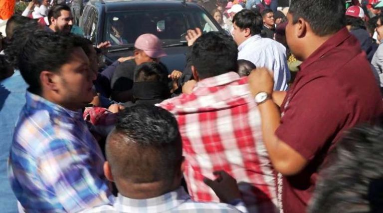 cnte-maestros-protestan-sheinbaum-reforma-educativa-oaxaca-22112025