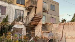 102458colapsa_escalera_3_3