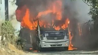 bloqueos-enfrentamientos-alertado-poblacion-colima-1_126_0_1069_675