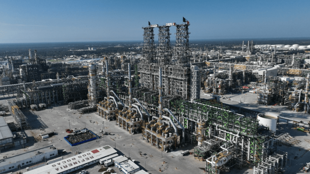 refineria_de_dos_bocas_olmeca_especial-min.png_554688468