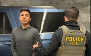 Detienen exmilitar por Ayotzinapa