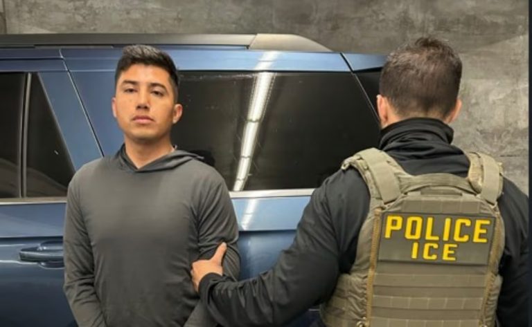 Detienen exmilitar por Ayotzinapa