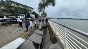 Colapsa-malecon-de-Alvarado-reportan-a-Conagua