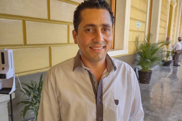¿Quién-es-Hugo-Chahín-Kuri-