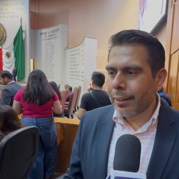 Piden regular venta de equipo policial
